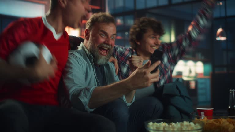 The Evolution of Online Gaming from PC to Mobile